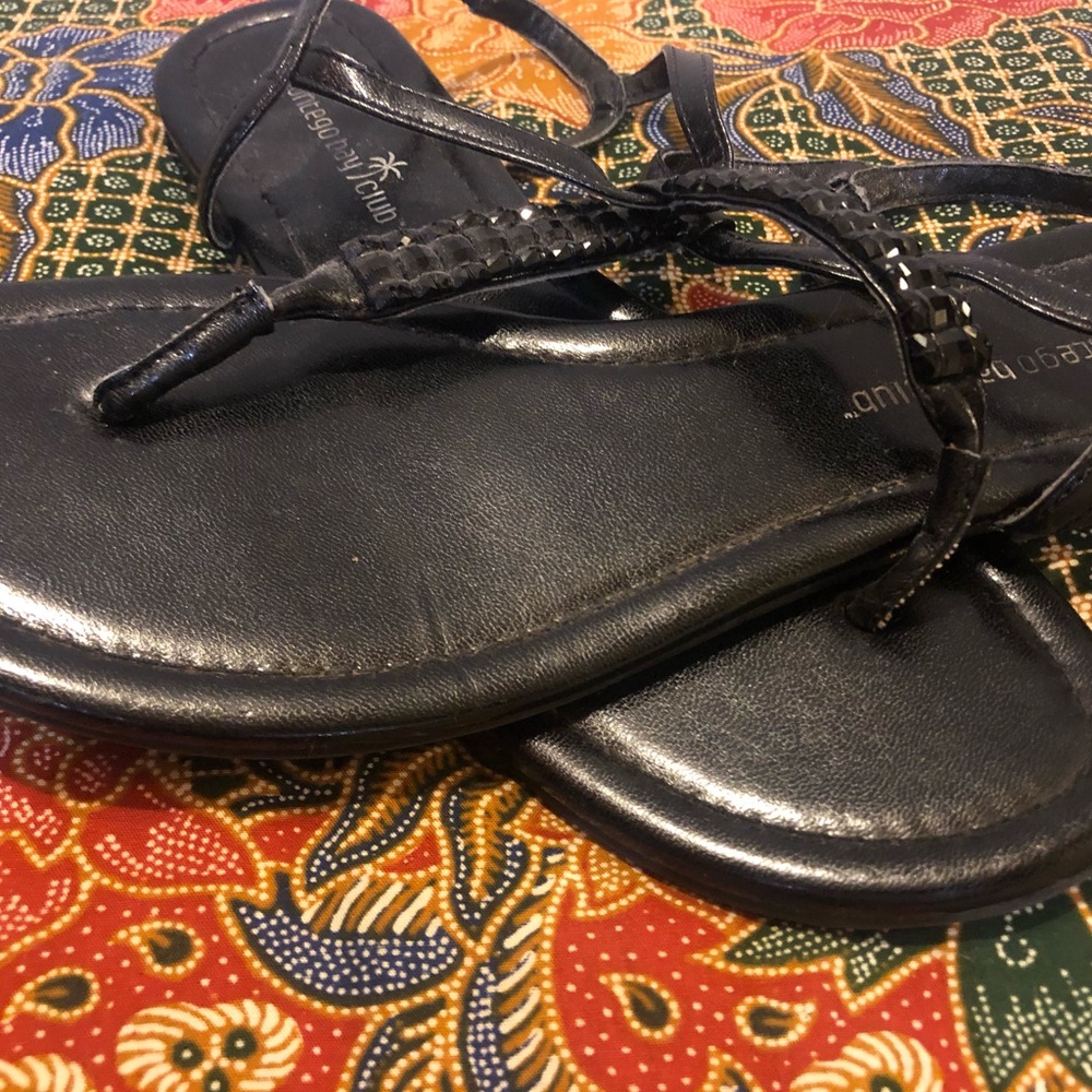 Sandals - Picture 3 of 3